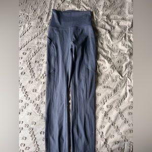Navy blue with mesh size 4 lululemon leggings